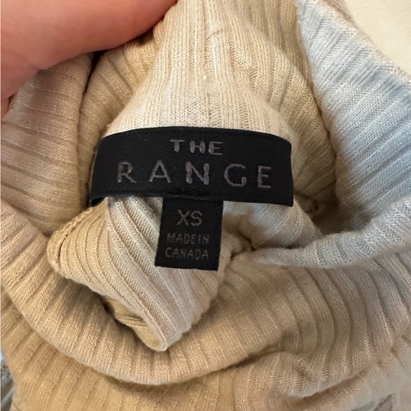 The Range Turtleneck Tank top via Revolve / sz XS - Picture 4 of 4